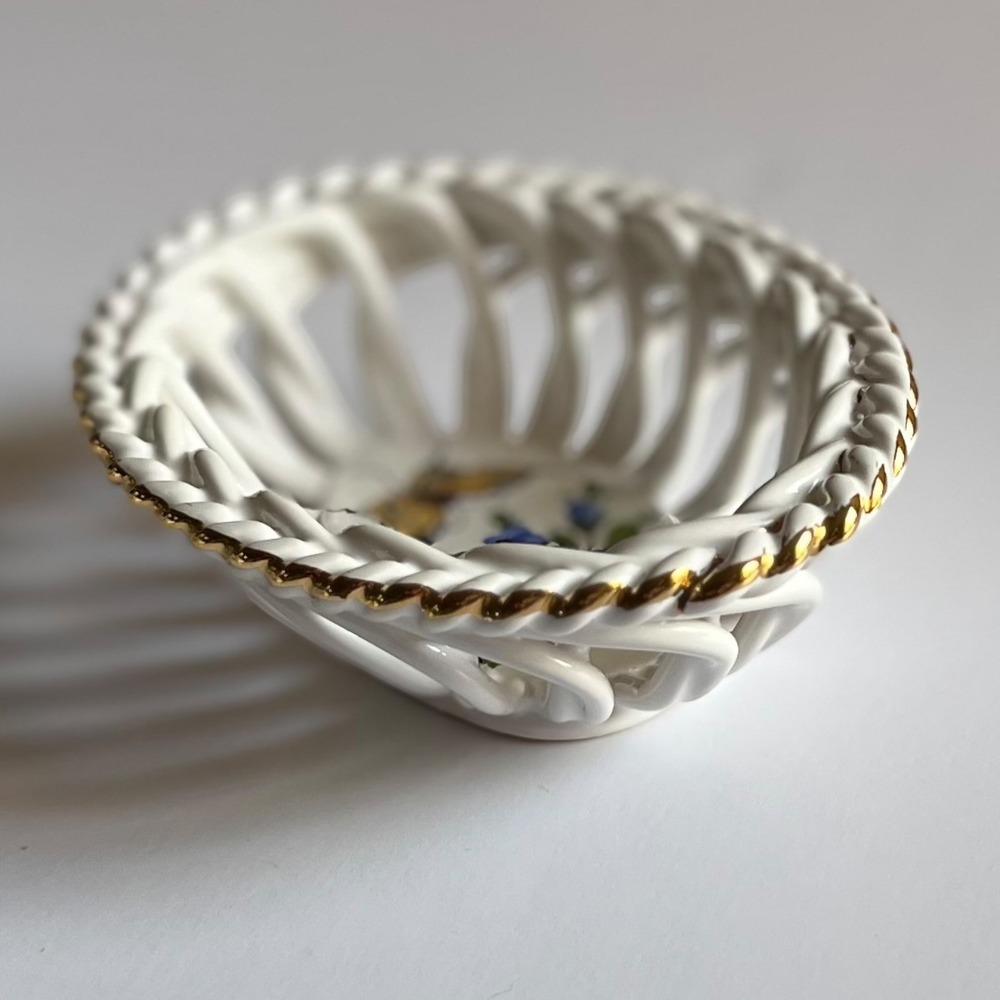 Vintage Herend Queen Victoria Oval Reticulated Basket 4.75" Gold Rim VBO - Picture 6 of 11